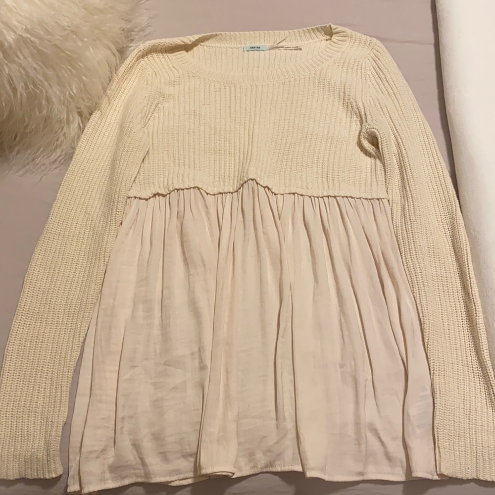 SWEATER